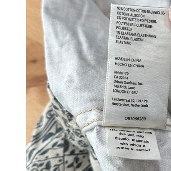 Free People Modern Femme Novelty A-Line Skirt in Neutral Floral Bohemian size 6 - Picture 7 of 8